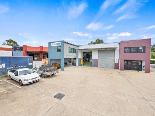 Warehouse for sale in Toombul, Queensland