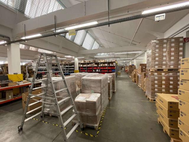 Industrie kaufen in Wetteraukreis, Hessen
