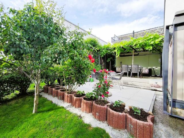 Doppelhaushälfte kaufen in Bellikon