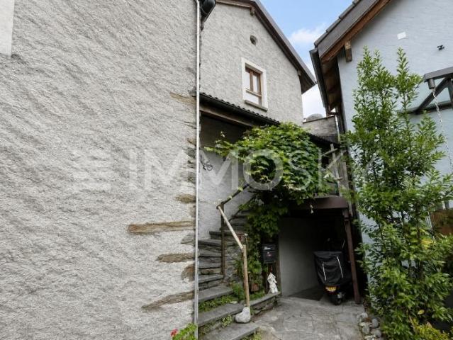 Haus kaufen in Maggia, Tessin