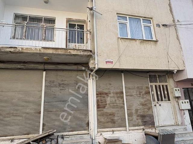 Çay içerisinde satılık Bina