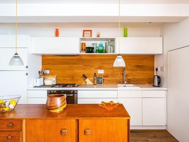 Apartment for rent in Highbury, Greater London