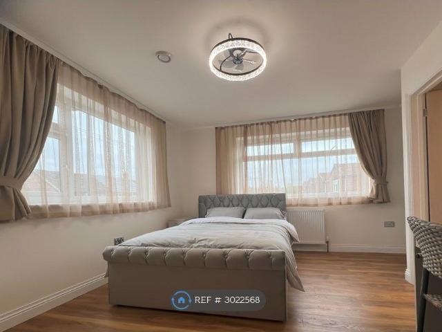 Room for rent in Woodhouse, South Yorkshire