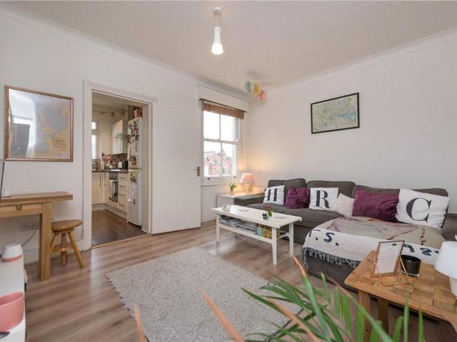 Apartment for rent in Harlesden, Greater London