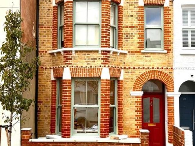 House for rent in Fulham, Sands End