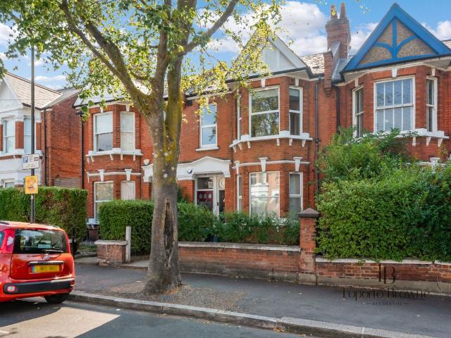 Apartment for rent in London Borough of Brent, Greater London