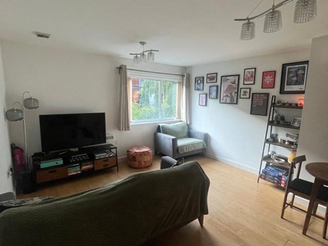 Apartment for rent in Salford Quays, Salford