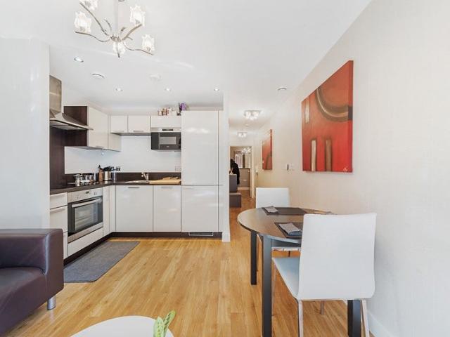 Apartment for rent in Rotherhithe, Greater London