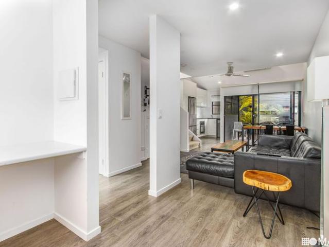 Apartment for rent in Ocean Shores, Byron Shire Council