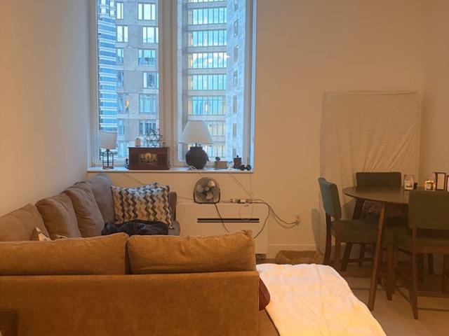 Room for rent in Arverne, New York