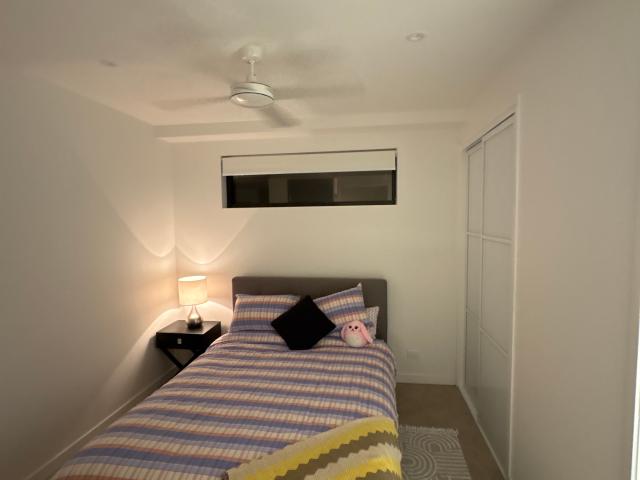 Room for rent in Bokarina, Sunshine Coast Regional