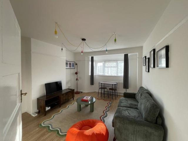 Apartment for rent in Goodmayes, Greater London