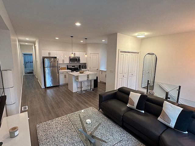 Duplex for rent in East St. Paul, Manitoba