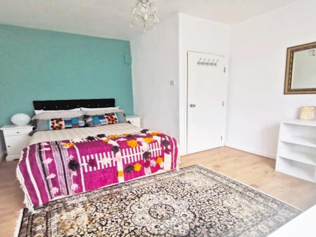 Apartment for rent in Hoxton, Greater London