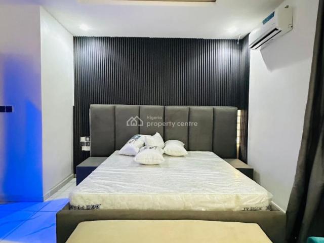 Flat for rent in Eti Osa, Lagos