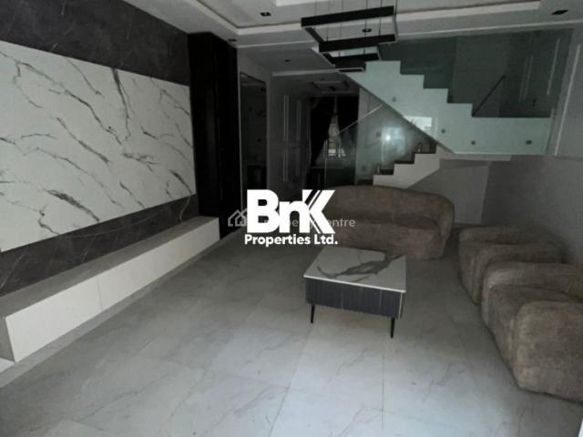 Detached house for sale in Eti Osa, Abuja