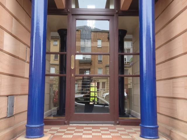 Apartment for rent in Hutchesontown, Gorbals