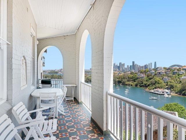 Apartment for rent in Lower North Shore, Sydney