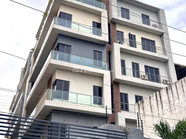 Flat for sale in Eti Osa, Abuja