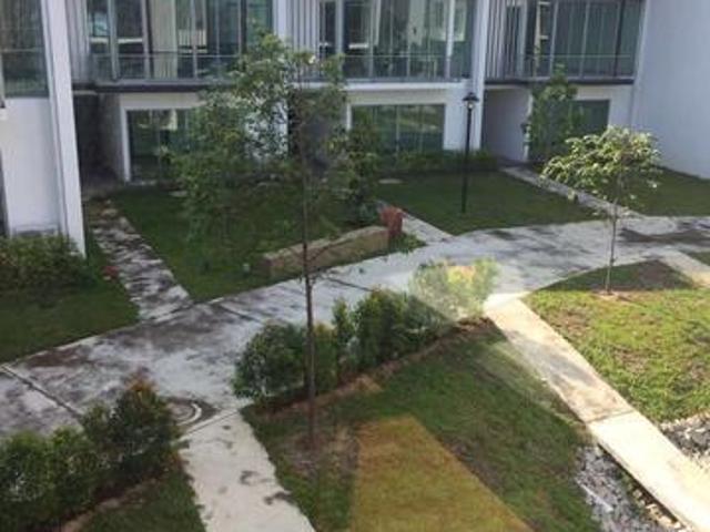 Terraced House for sale in Tanjong Sepat, Selangor