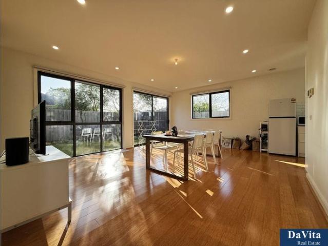 Townhouse for rent in Camerons Creek, Victoria