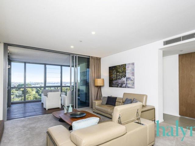 Apartment for rent in East Perth, Perth