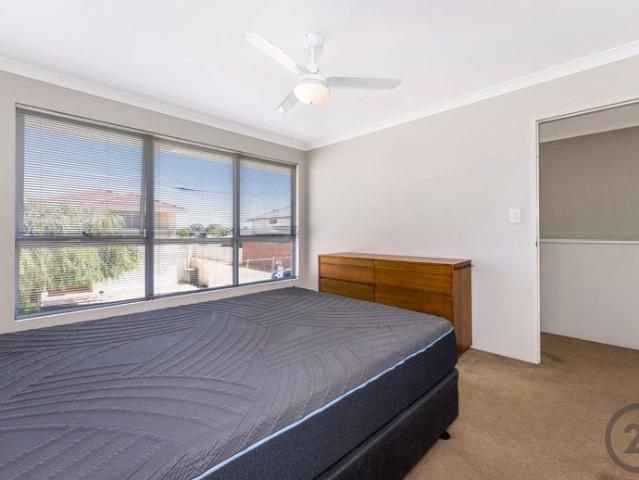 Townhouse for rent in Parklands, Western Australia
