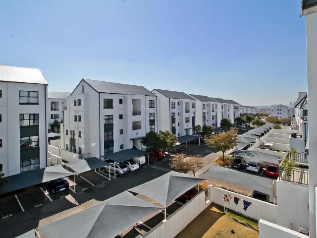 Apartment for rent in Johannesburg Ward 32, Johannesburg
