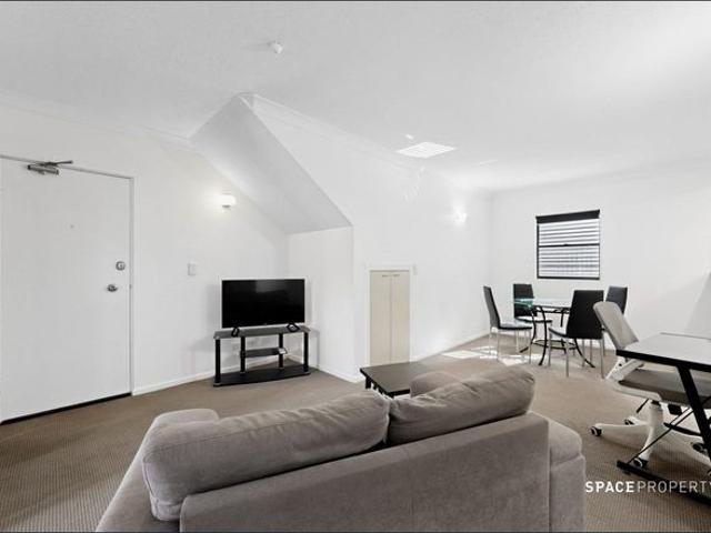 Apartment for rent in Toombul, Queensland