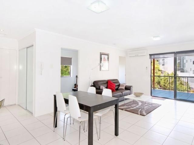 Apartment for rent in Toombul, Queensland