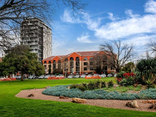 Apartment for rent in Adelaide