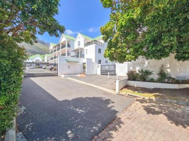 Apartment for rent in Hout Bay, Western Cape