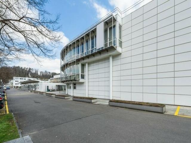 Immobilie kaufen in Adliswil, Zürich