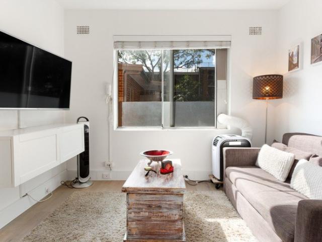 Granny Flat for rent in Inner West, Sydney