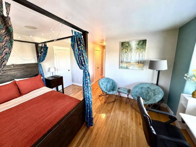 Room for rent in Seattle, Washington