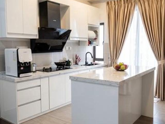 Townhouse for rent in Tanjong Sepat, Selangor