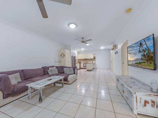 Apartment for rent in Cannonvale, Queensland
