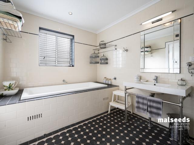 House for sale in Cape Douglas, South Australia