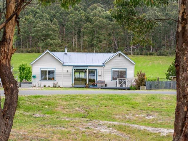 House for rent in Dover, Huon Valley