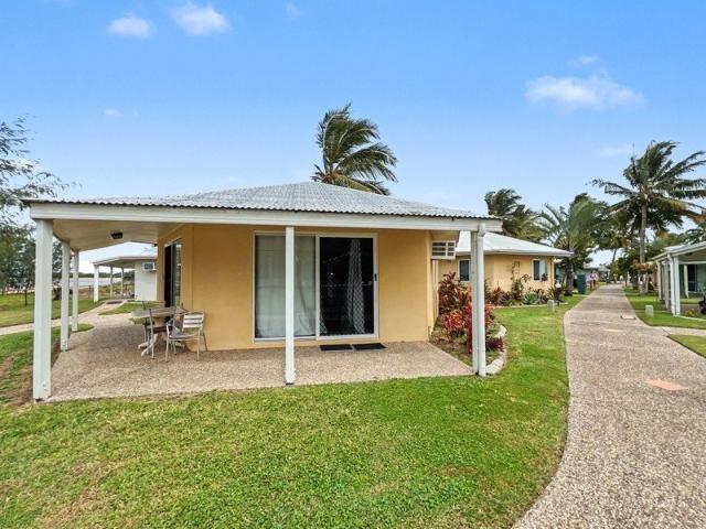 Apartment for rent in Illawong Beach Resort, Mackay