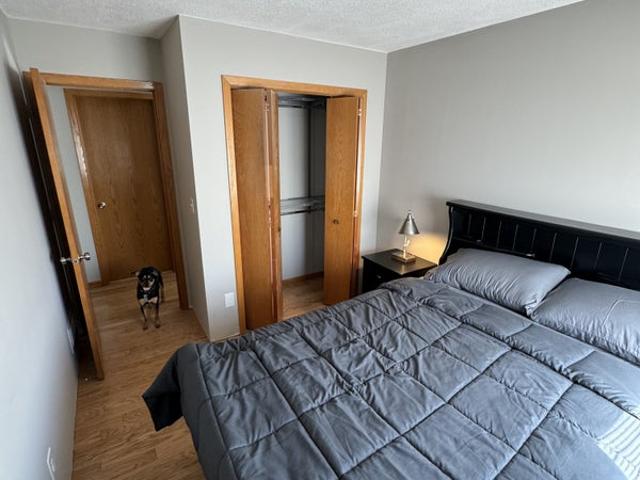 Room for rent in Oakdale, Minnesota