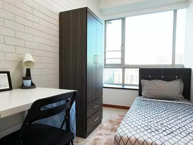 Room for rent