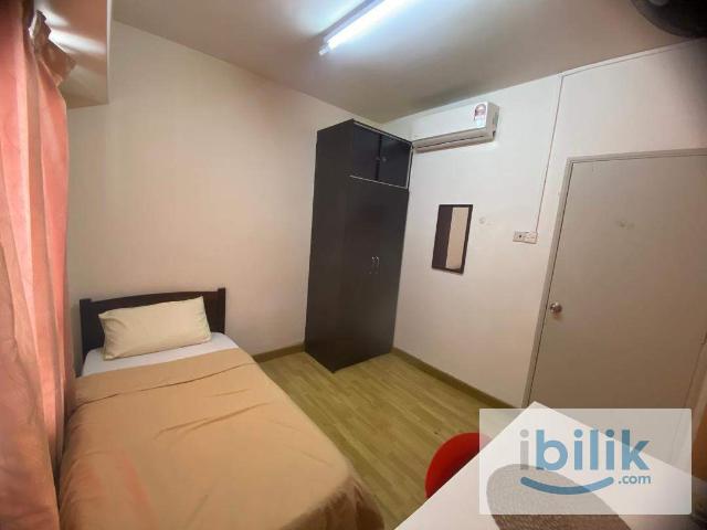 Room for rent in Petaling, Damansara Damai