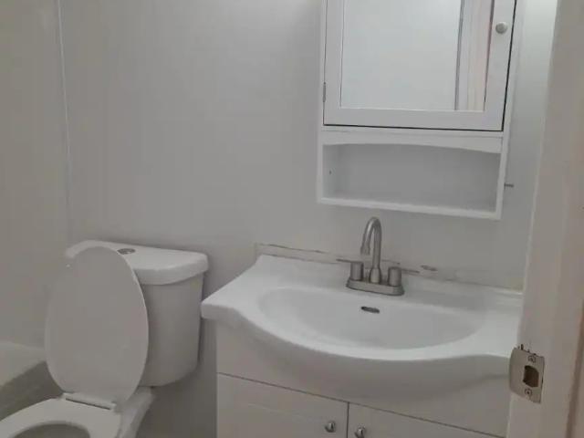 Apartment for rent in Wedgewood, Alberta