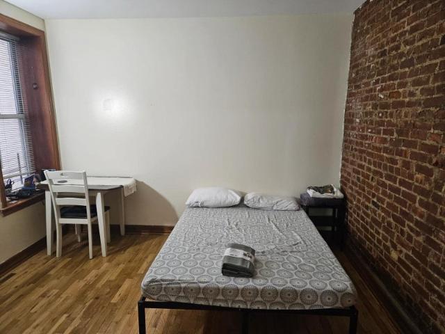 Room for rent in Arverne, New York