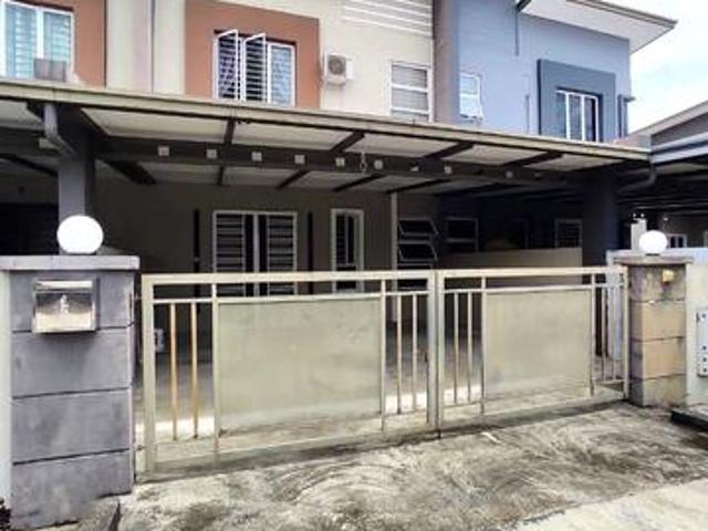 Terraced House for rent in Kuching, Sarawak