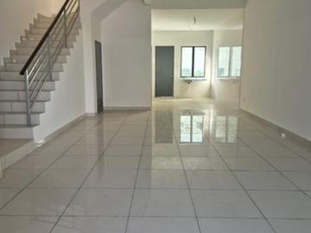 Terraced House for sale in Tanjong Sepat, Selangor
