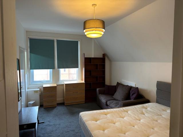 Studio for rent in West Cliff, Bournemouth