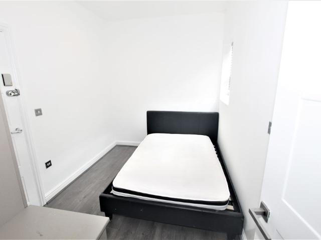 Room for rent in Dallington, Northampton