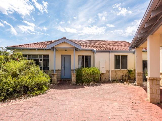 Villa for rent in The Vines, Western Australia